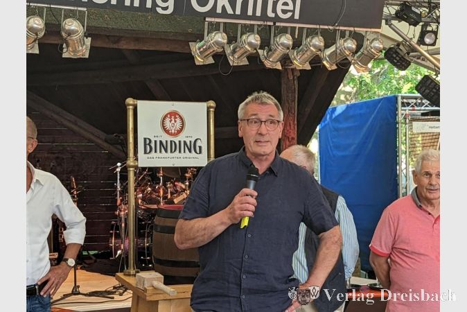 Der Vorsitzende des Okrifteler Vereinsrings, Pieter Oosterling, hieß alle Gäste des Wäldchesfestes herzlich willkommen.