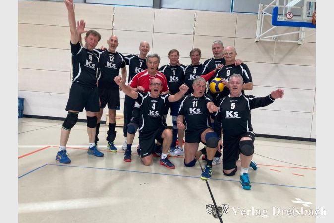 Senioren: Die Krifteler Ü64 Senioren sind bei der DM knapp an einer Medaille vorbeigeschrammt.