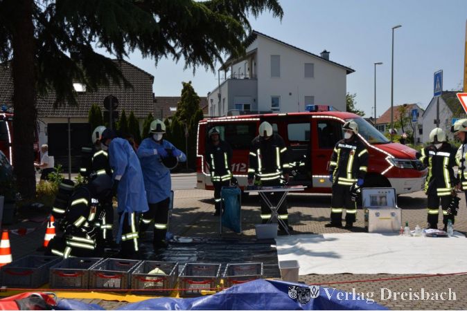 Schauübung der Einsatzabteilung zum Thema Hygiene gab einen Einblick in die Arbeit der Feuerwehr.