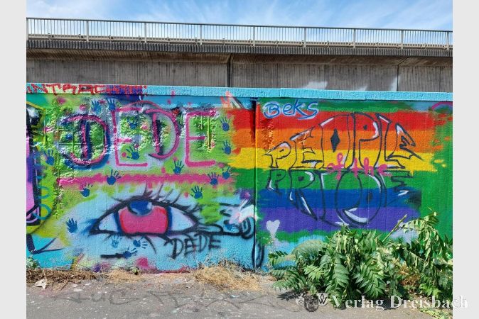 Die ersten Sprayübungen der Gruppe am Ratswegkreisel.