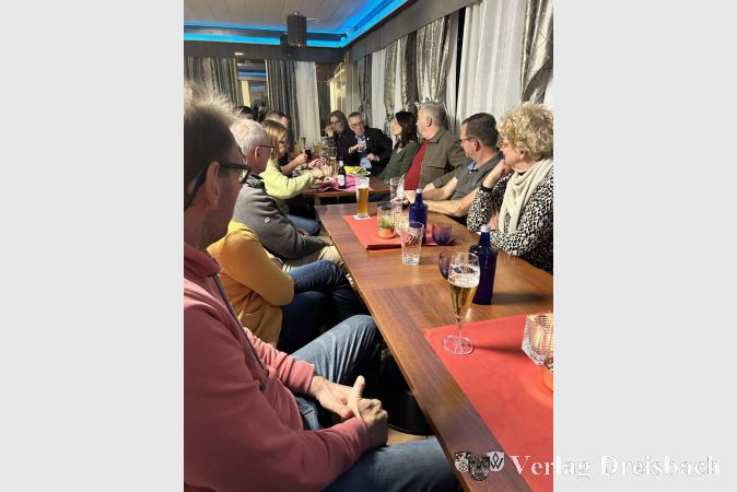 Der Erste Beigeordnete Franz Jirasek besuchte das Treffen der VKS-Mitglieder am Dienstag.