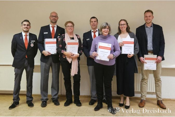 V.l.n.r.: Christian Reinhard, Carsten Miehlnickel, Katja Beck, Kai Mertsch, Bärbel Baumann, Leonie Petry-Scheuer, Jonas Titze.