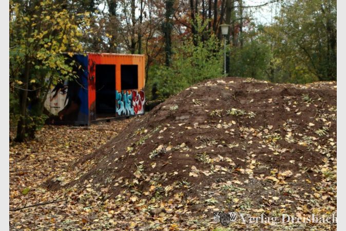 Der im vergangenen Jahr aufgestellte Container soll unabhängig vom Charakter des Geländes für wilde Fahrrad-Fahrten ein Treffpunkt für alle Weilbacher Teenager werden.