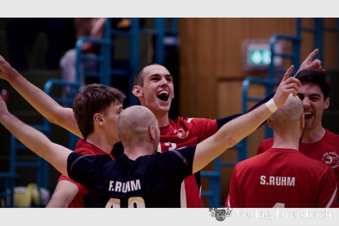Vorfreude pur: Hinrunden-MVP Pascal Eichler und sein Team freuen sich auf den Jahresauftakt 2024 gegen Dresden.