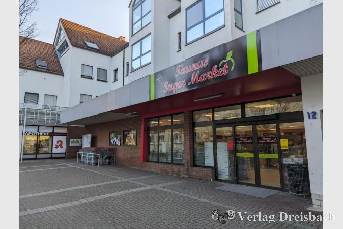 Es dauerte nach dem Rewe-Ende nur ein gutes halbes Jahr, bis im vergangenen Sommer ein neuer Supermarkt im Ortszentrum seine Eröffnung feiern konnte.