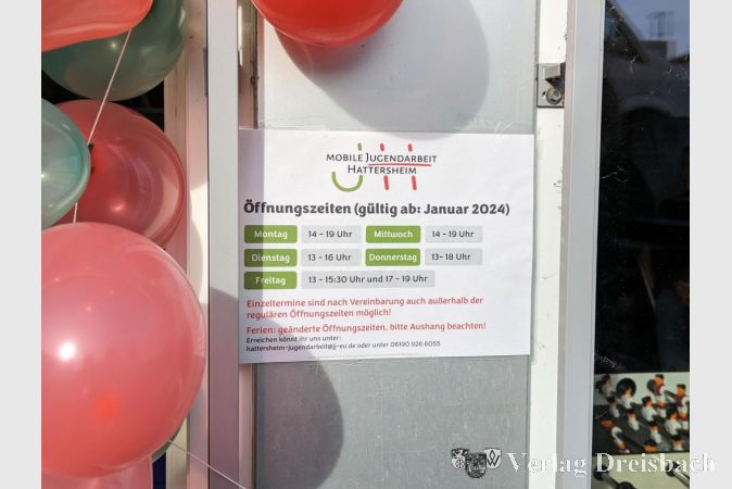 Das Jugend-Info-Café ist kürzlich umgezogen, der Mitarbeiterstamm wurde aufgestockt.