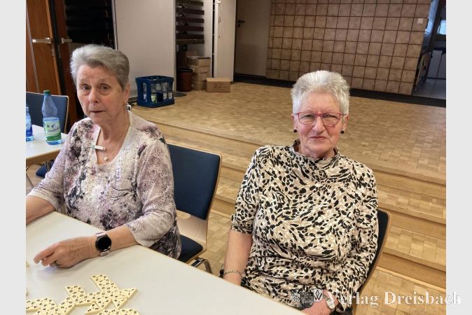 Freude am Spielen. Marion Geibel (links) und Annemie Keßler.