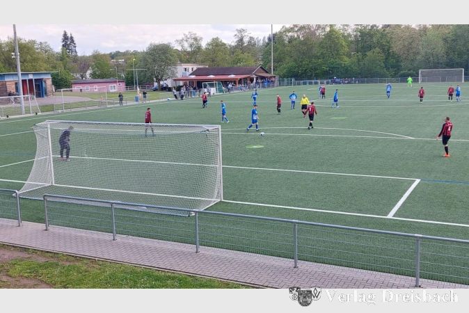 Der SV 07 Kriftel belohnte sich gleich zu Beginn mit einem Treffer durch J.E. Radtke.