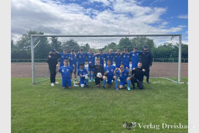 Stolzer Seriensieger: Die B-Jugend des SV 07 Kriftel.