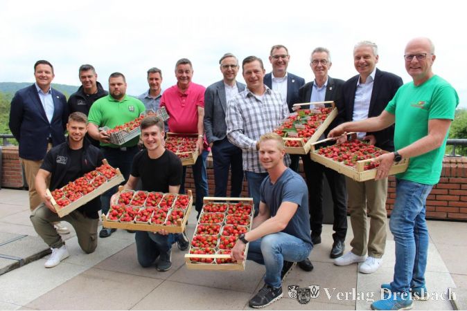 Empfang bei Landrat Michael Cyriax (2. v. r.).