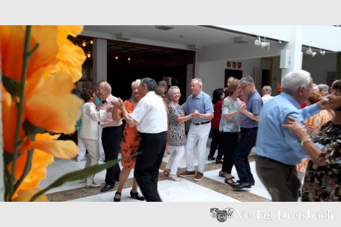Es war einmal mehr ein spaßiger Tanztee-Nachmittag Ende Mai im Rat- und Bürgerhaus.