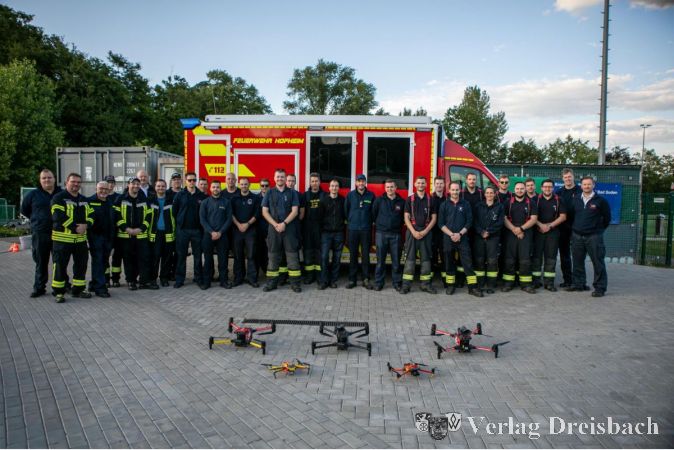 Der Drohnenverbund besteht aus den Feuerwehren Bad Soden, Hofheim, Hattersheim, Kelkheim und der in Flörsheim stationierten IuK-Gruppe des Main-Taunus-Kreises.