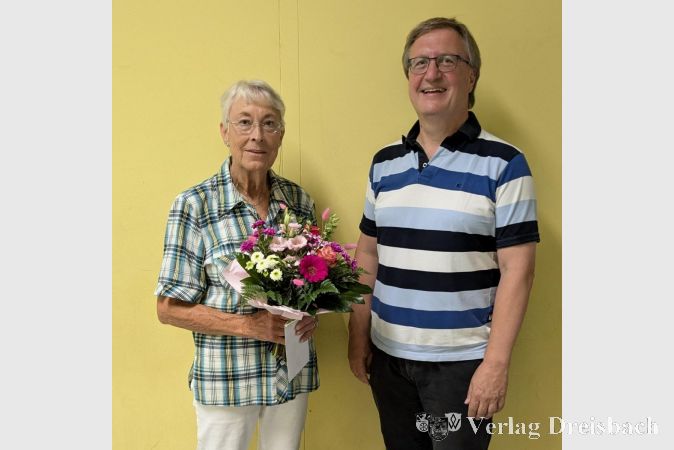 Ute Frenzel mit Dr. Frank Fichert, dem Vorsitzenden des Kulturforums.