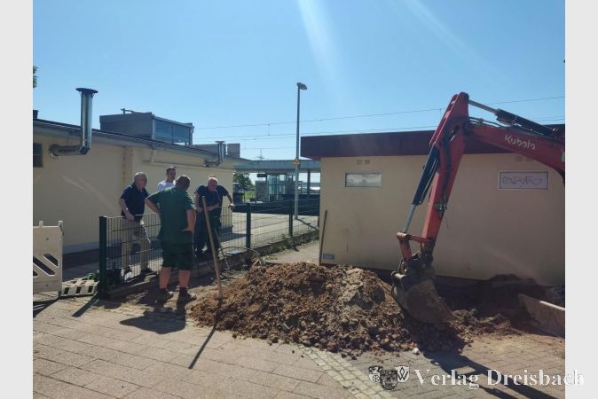 Abriss der Toilettenanlage im vergangenen Monat.