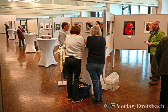 Über 160 Fotografien wurden am vergangenen Wochenende in der Hofheimer Stadthalle ausgestellt.