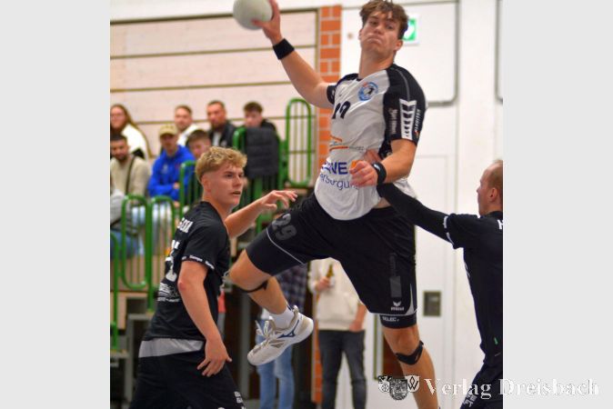 Leistungsträger Lucas Cecco fällt bis Januar aus