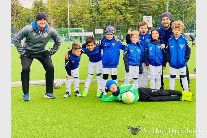 Die F2/2 Junioren nahmen erfolgreich erstmals am PT Sports U8 Herbst Cup in Köln teil.