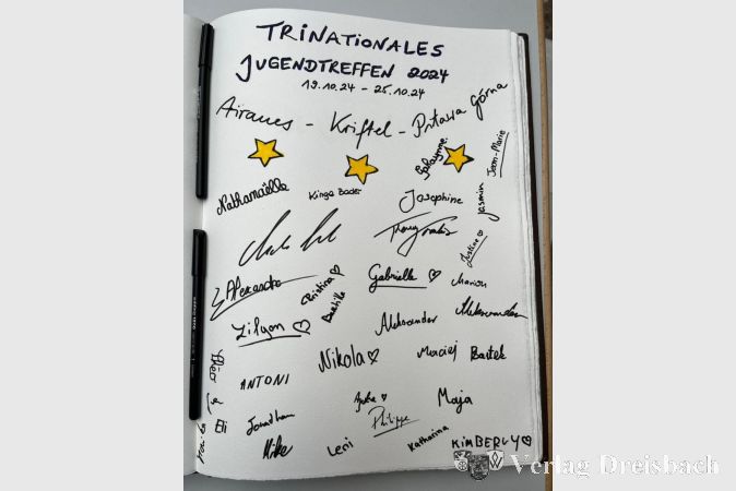 Eintrag ins Goldene Buch.