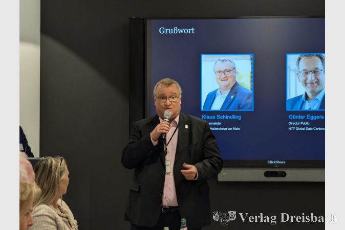 Bürgermeister Klaus Schindling beschrieb die Rolle von Abwärme bei der kommunalen Wärmeplanung.