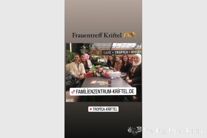 Fröhliches Treffen des Frauentreffs