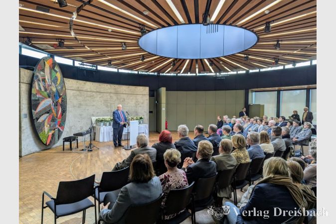Bürgermeister Klaus Schindling hieß die Gäste im Foyer der Stadthalle am Samstagvormittag herzlich willkommen.