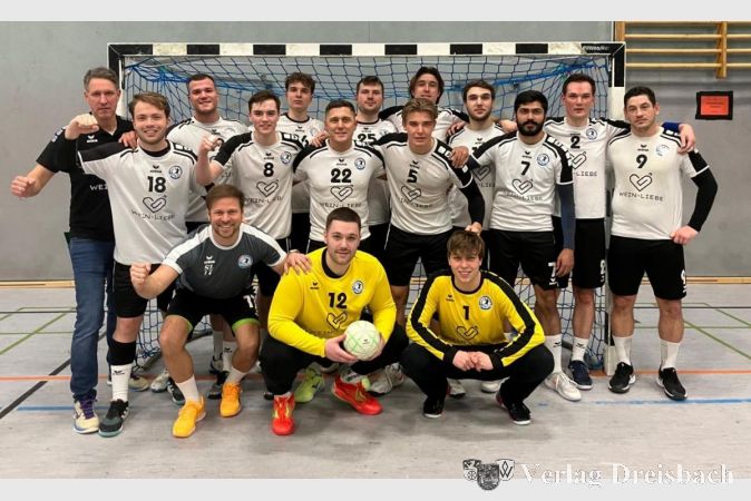 Die HoWi-Zweite nach dem Sieg in Nordenstadt.