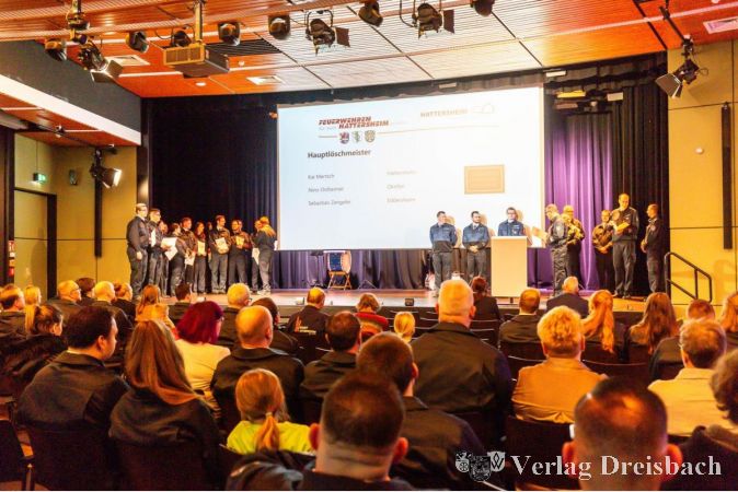 Der große Neujahrsempfang der Feuerwehren fand auch diesmal wieder in der gut gefüllten Hattersheimer Stadthalle statt.
