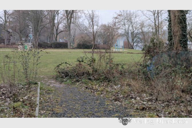 Der Mainradwegs R3 endet an der Grenze zur städtischen Mainuferanlage als Sackgasse.