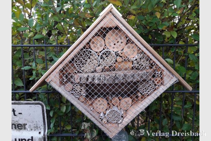 Eines der neuen Insektenhotels in den Kirchengemeinden in Hofheim, Kriftel und Eppstein.