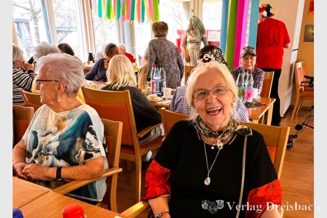 Brunhild Stratenwerth hatte viel Vergnügen bei der Karnevalsfeier im Kursana Domizil.
