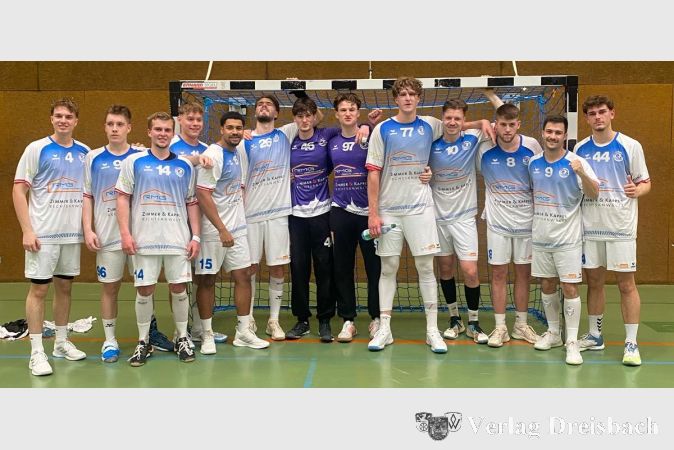 Erschöpfte, aber gut gelaunte Gesichter nach dem 3. Derbysieg der HoWi-Männer in Serie bei der TG Kastel.