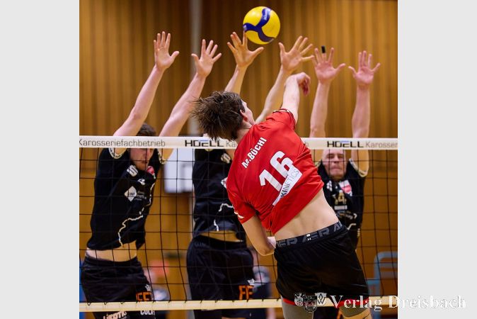 Auch die guten Aufschläge von Marius Büchi konnten nicht verhindern, dass Gotha direkt den ersten Matchball zum Sieg nutzte.