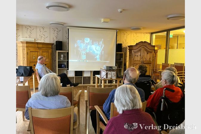 Der Film „Streiflichter“ spielt in Kriftel und weckte bei den Senioren vieler Erinnerungen an die 1950er Jahre.