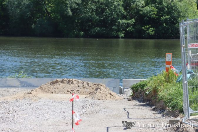 Auch der Main, an den man bei der Hochwassergefahr als Flörsheimer als erstes denkt, spielt bei dem Starkregenereignissen keine Rolle. Sein Wasserstand steigt in der Regel vor allem bei lang anhaltenden Regenepisoden in den Regionen seiner Zuflüsse.