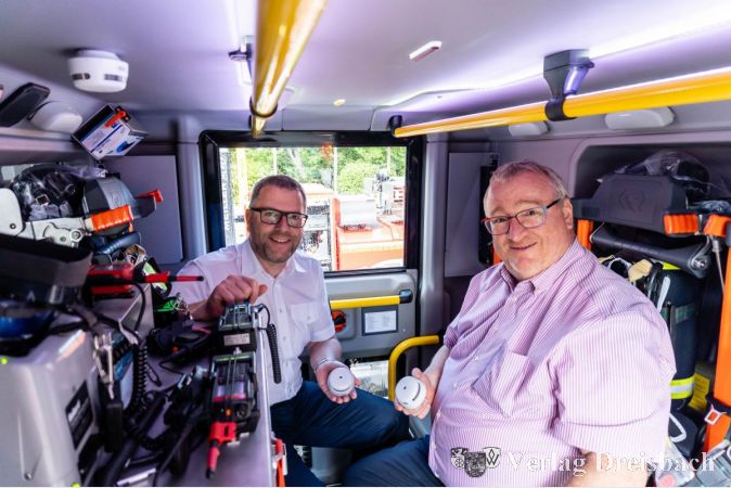 Die neuen Rauchmelder verrichten nun in sämtlichen Einsatzfahrzeugen ihren Dienst.