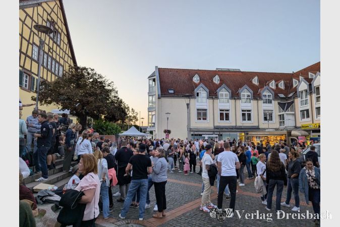 Heimat Shoppen 2024: Party am Marktplatz mit DJ Olma.