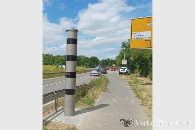 Die neue Geschwindigkeitskontrolle an der L 3011.