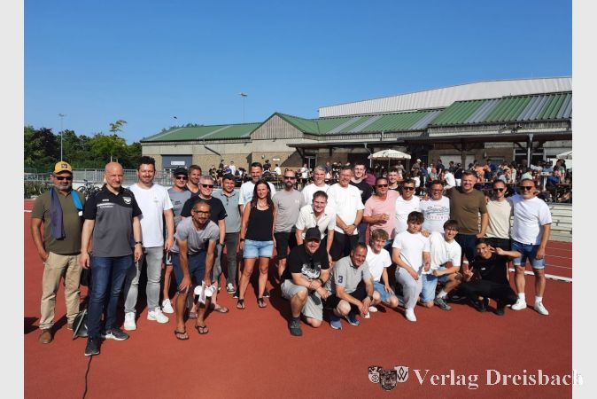 Ein besonderer Dank galt beim Saisonabschlussfest der SG DJK Hattersheim den ehrenamtlichen Fußball-Jugendtrainern.