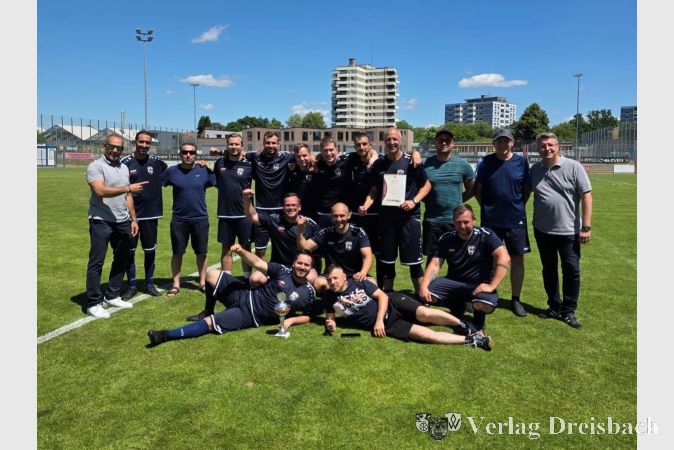 Das siegreiche Hattersheimer Team beim Betriebssportturnier in Eschborn.