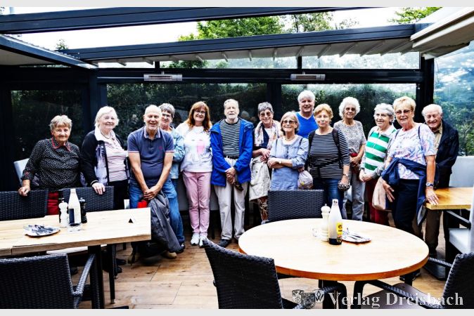 Die Seniorenwandergruppe in der TSG-Gaststätte in Kelkheim-Münster.
