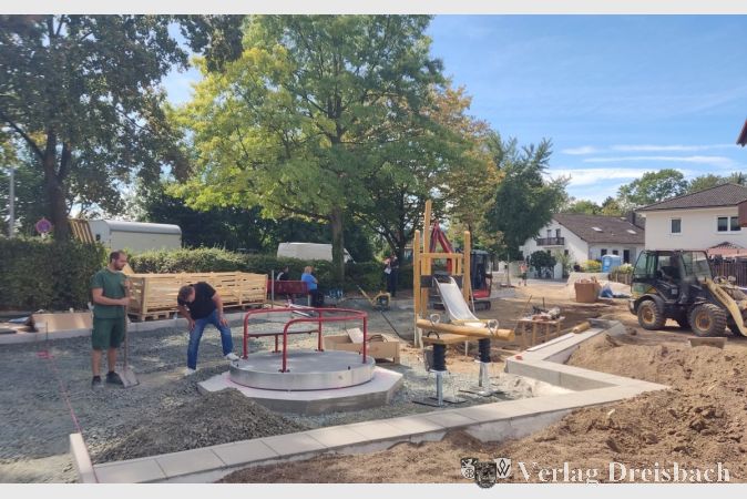 Die neuen Spielgeräte auf dem Spielplatz "Am Mühlbach" wurden mittlerweile aufgestellt.