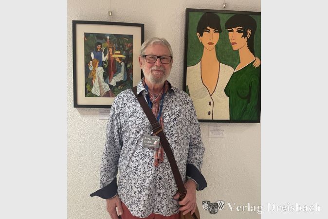 Karl_Heinz_Stohr_mit_seinen_expressionistischen_Interpretationen_FotovdLoo