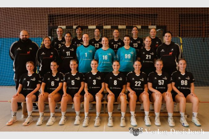 Die Damen I fiebern dem ersten Spiel und der Oberliga-Saison entgegen.