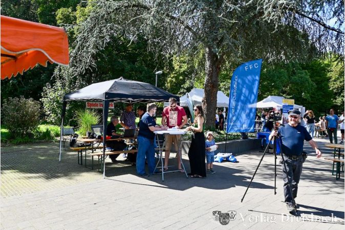 Der Stand des Foto- und Filmclubs Kriftel.