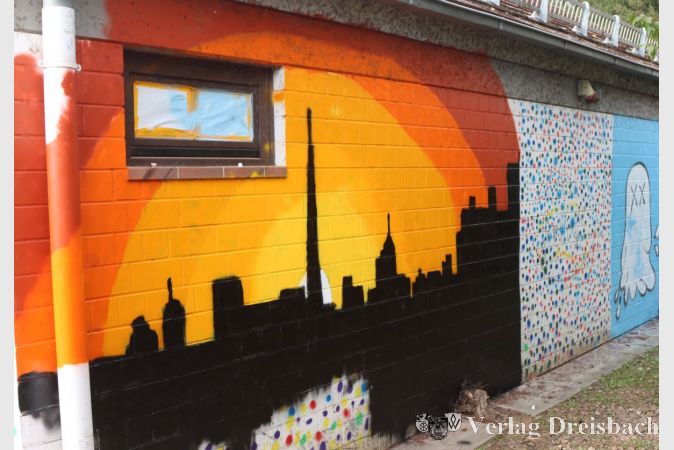 Eine Stadtsilhouette war die Idee eines der wenigen Jungs, die am zweiten Workshop teilnahmen.