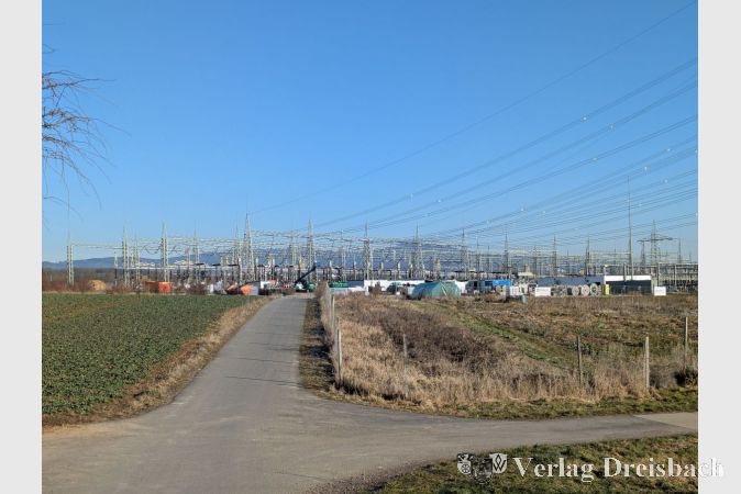 Seit 2004 betreibt die Firma Amprion GmbH ihre Umspannanlage im Krifteler Läusgrund.