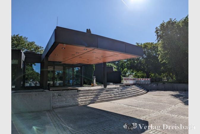 Die Hattersheimer Stadthalle konnte bereits 2023 den ersten Platz bei der Verleihung des Hessischen Denkmalschutzpreises in der Kategorie „Öffentliches Bauen“ erringen. Nun wurde sie auch mit dem Hessischen Landespreis Baukultur prämiert.