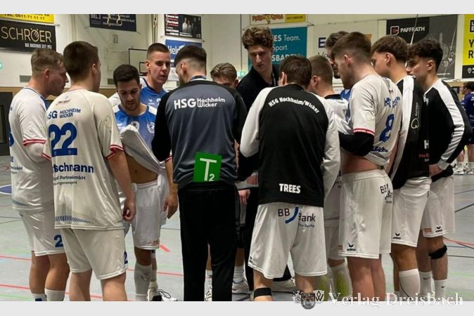 Team-Timeout in der Crunchtime zur Sicherung des Punktgewinns.