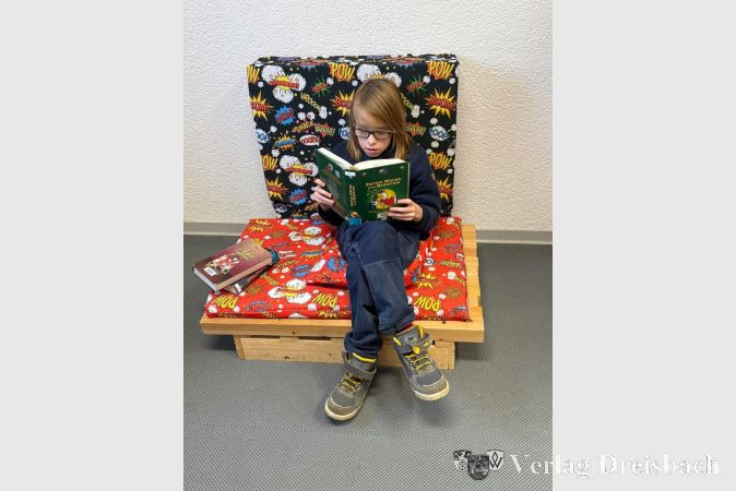 Marc in der erweiterten Comic- und Manga-Abteilung.