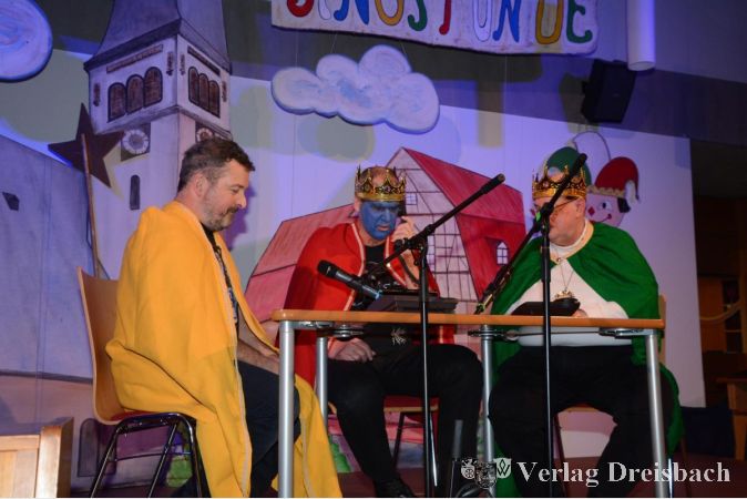 Die Heiligen Drei Könige beim Telefondienst.